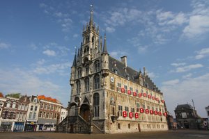 Het mooiste stadhuis van Nederland staat in Gouda.