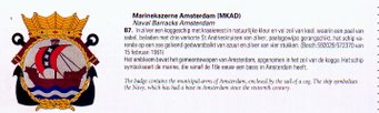 Uitleg van het wapen van de Marinekazerne Amsterdam.