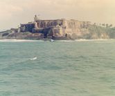 Oud Spaans fort bij haveningang van San Juan, Puerto Rico
