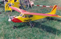 Charter  modelvliegtuig met 2-takt brandstofmotor